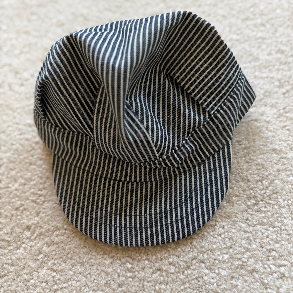 Train engineer conductor hat , 2-3 yo